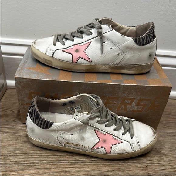 Golden Goose White Pink Star Distressed Sneakers - Picture 1 of 4